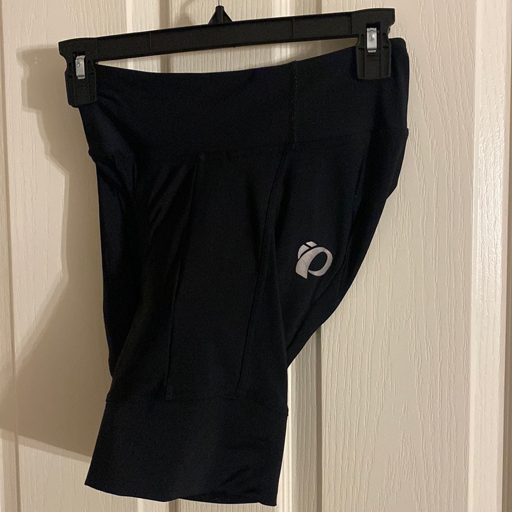 Pearl izumi padded biker shorts.